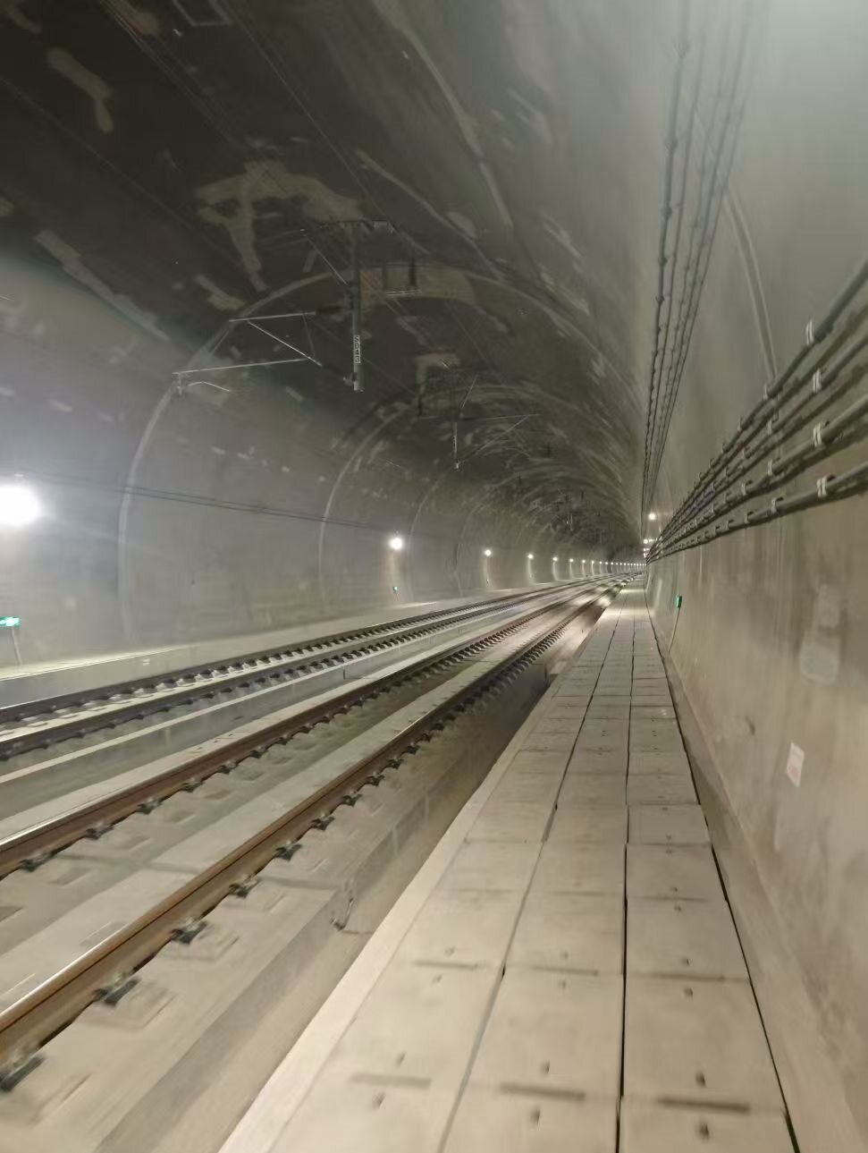 纽琳克通信助力包银高铁全线贯通运营